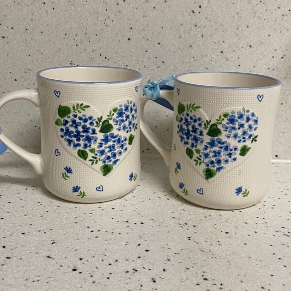 NWT.  Set of 2, Petal and Pearl, 24oz., ceramic mugs. - Picture 9 of 15